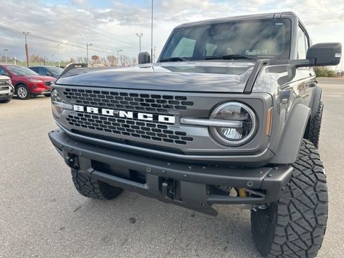 Used 2024 Ford Bronco Badlands image 30