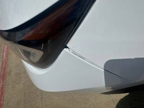 Used 2020 Toyota RAV4 XLE Premium FWD image 12