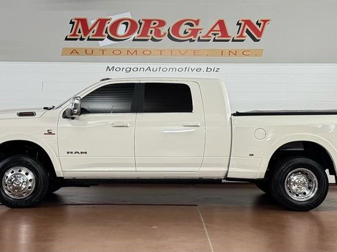 Used 2024 RAM 3500 Limited w/ Towing Technology Group image 7