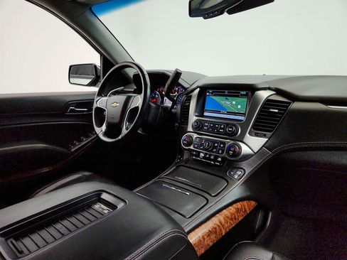 Used 2018 Chevrolet Tahoe Premier AWD/4WD image 28