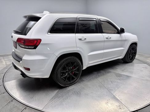 Used 2015 Jeep Grand Cherokee SRT w/ Luxury Group II AWD/4WD image 4