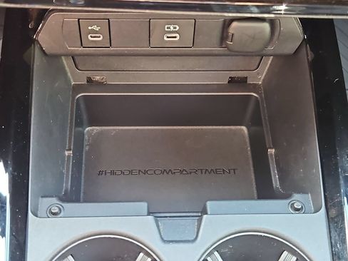 Used 2024 Toyota Prius Prime FWD image 26