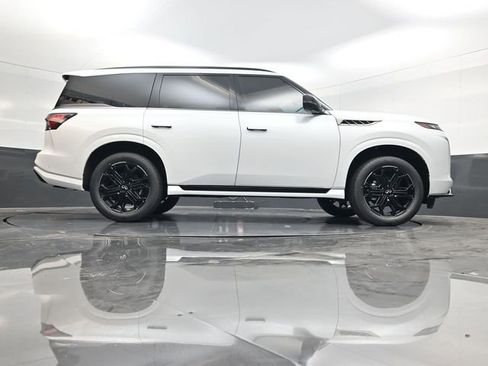 New 2026 INFINITI QX80 4WD image 59