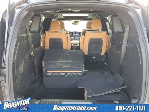Used 2021 Chrysler Pacifica Pinnacle AWD/4WD image 7