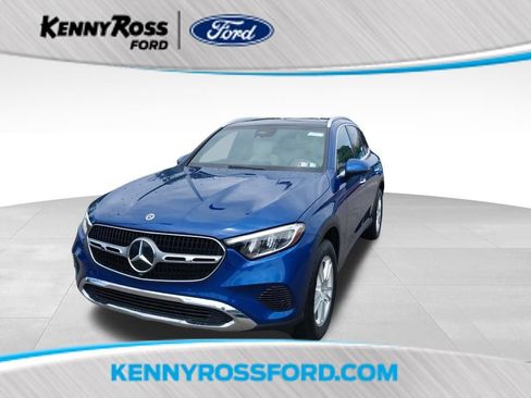 Used 2025 Mercedes-Benz GLC 300 4MATIC image 1