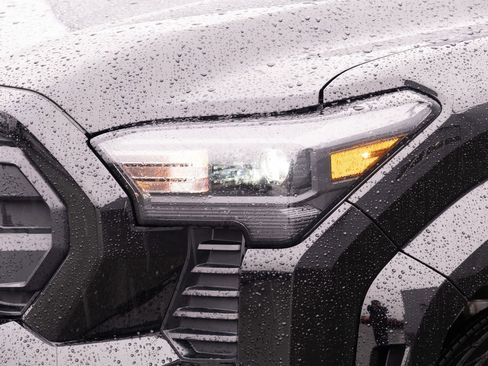 Used 2024 Toyota Tacoma SR5 image 18