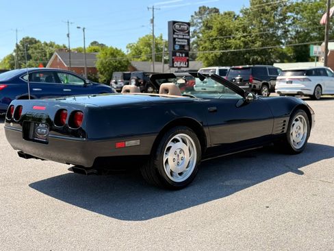 Used 1994 Chevrolet Corvette Convertible RWD image 8