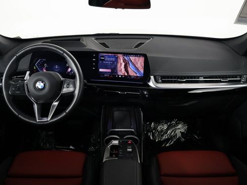 Used 2025 BMW X1 xDrive28i w/ Premium Package image 8