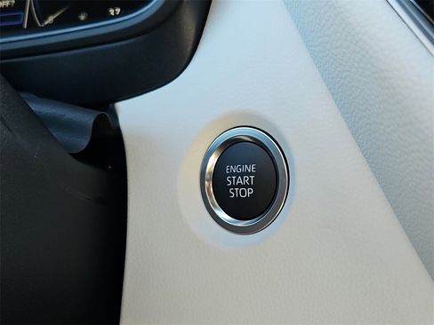 New 2026 Toyota Corolla SE image 12