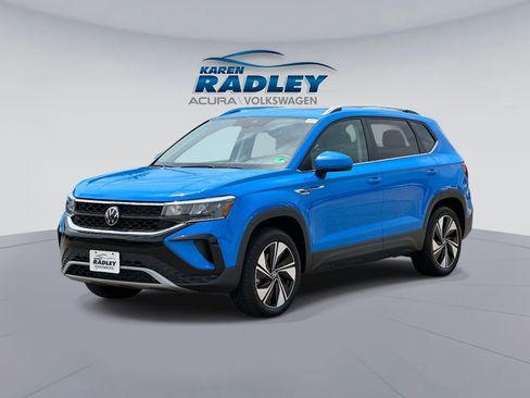 Certified 2024 Volkswagen Taos SE AWD/4WD image 5