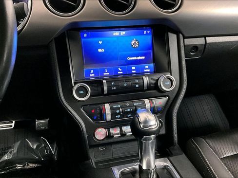 Used 2022 Ford Mustang Premium image 6