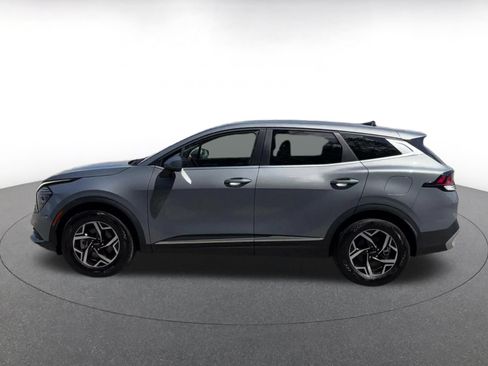 Used 2025 Kia Sportage LX FWD image 7