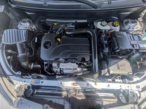 Used 2023 Chevrolet Equinox LT FWD image 22