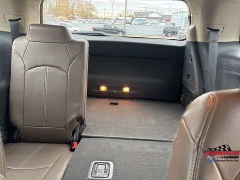 Used 2017 GMC Acadia Limited SLT image 28