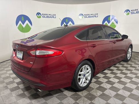 Used 2016 Ford Fusion SE FWD image 7