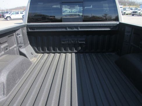 New 2026 GMC Sierra 1500 AT4X AWD/4WD image 6