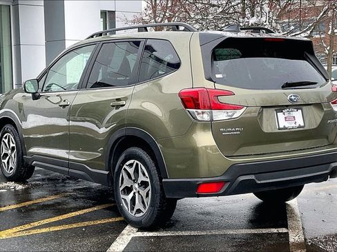 Certified 2024 Subaru Forester Premium image 12