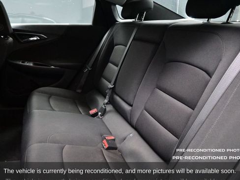 Used 2023 Chevrolet Malibu LT FWD image 16