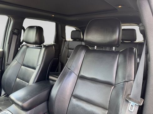 Used 2019 Jeep Grand Cherokee High Altitude AWD/4WD image 17