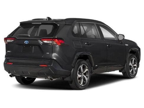 New 2025 Toyota RAV4 SE image 2