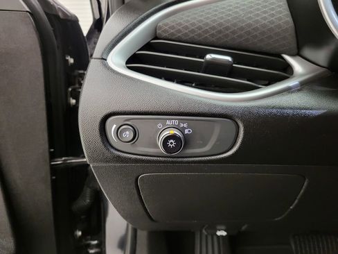 Used 2023 Chevrolet Malibu LT image 29