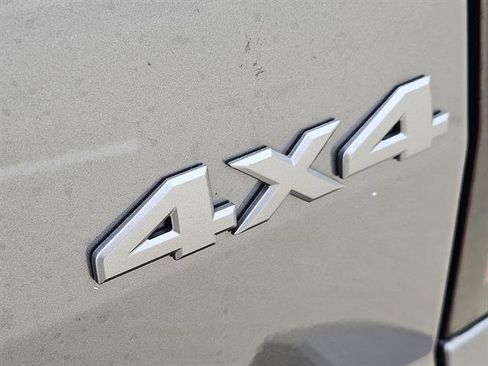 Used 2026 Nissan Frontier SV w/ Tow Package image 8