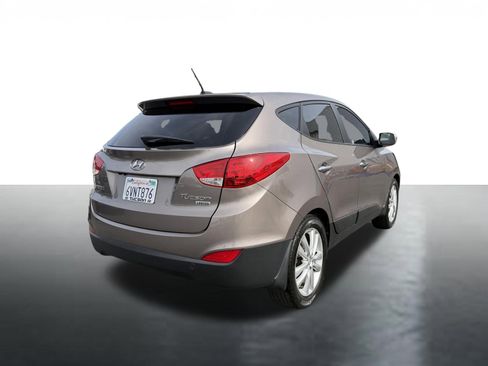 Used 2012 Hyundai Tucson Limited w/ Premium Pkg FWD image 7