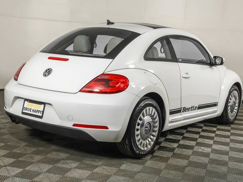 Used 2015 Volkswagen Beetle 1.8T FWD image 13