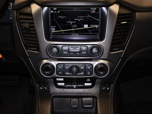 Used 2018 Chevrolet Tahoe LT image 32