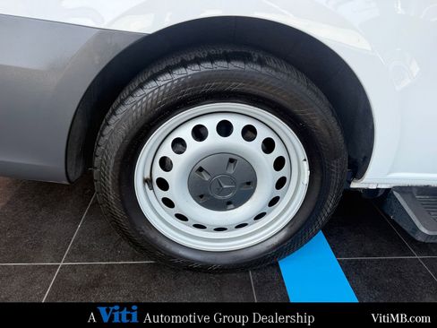 Used 2023 Mercedes-Benz Metris Cargo image 12