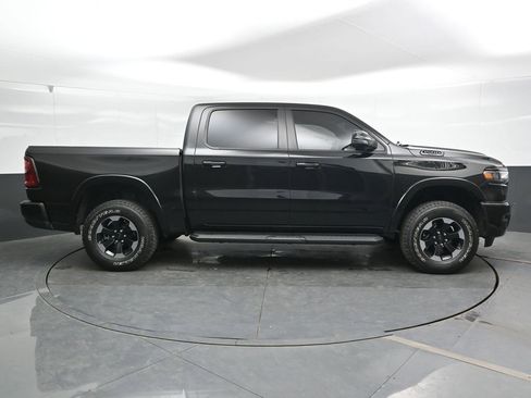 Used 2025 RAM 1500 Big Horn AWD/4WD image 4