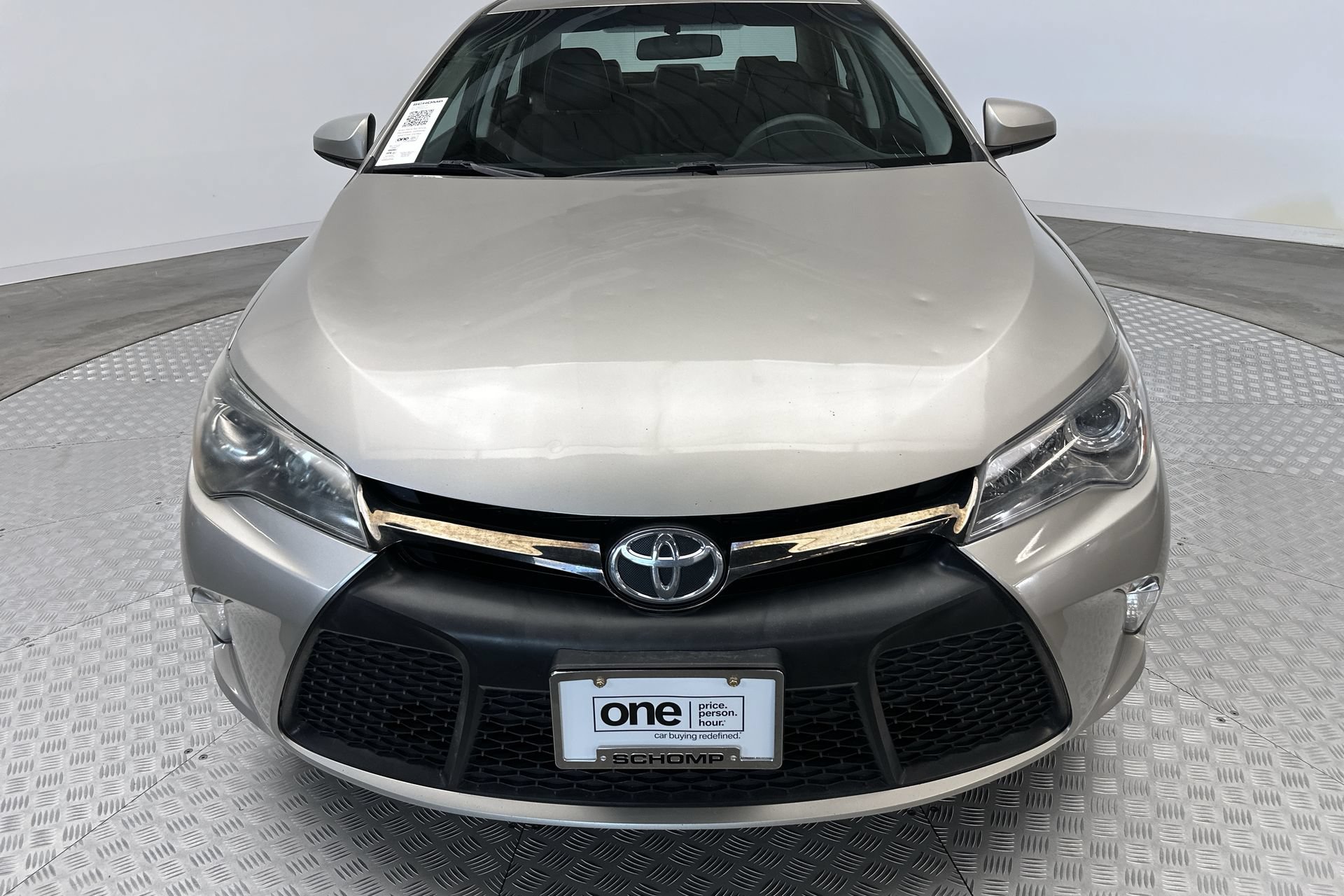 Used 2016 Toyota Camry SE FWD image 29