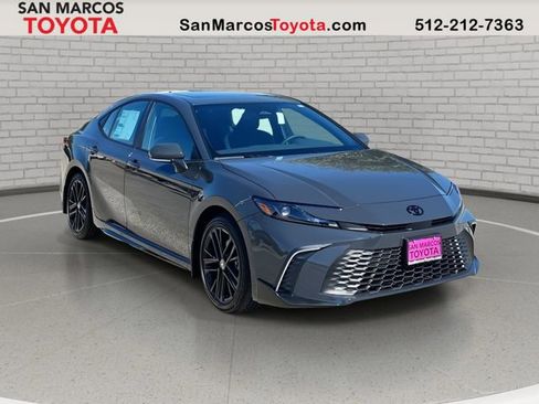 New 2026 Toyota Camry SE image 3