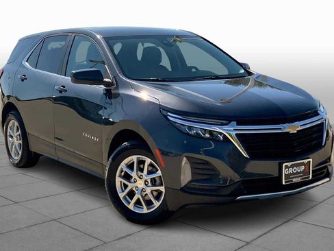 Used 2023 Chevrolet Equinox LT image 3