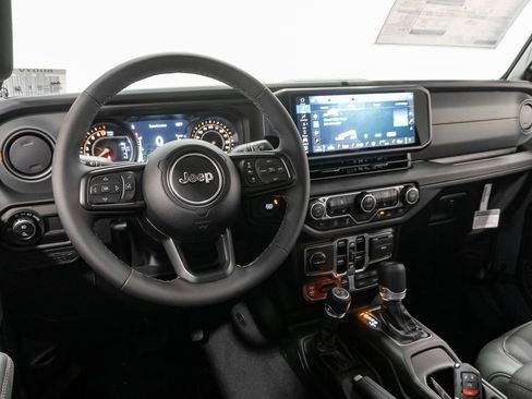 New 2026 Jeep Gladiator Mojave image 5