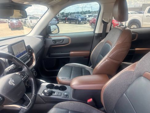 Used 2023 Ford Bronco Sport Outer Banks w/ Tech Package AWD/4WD image 40