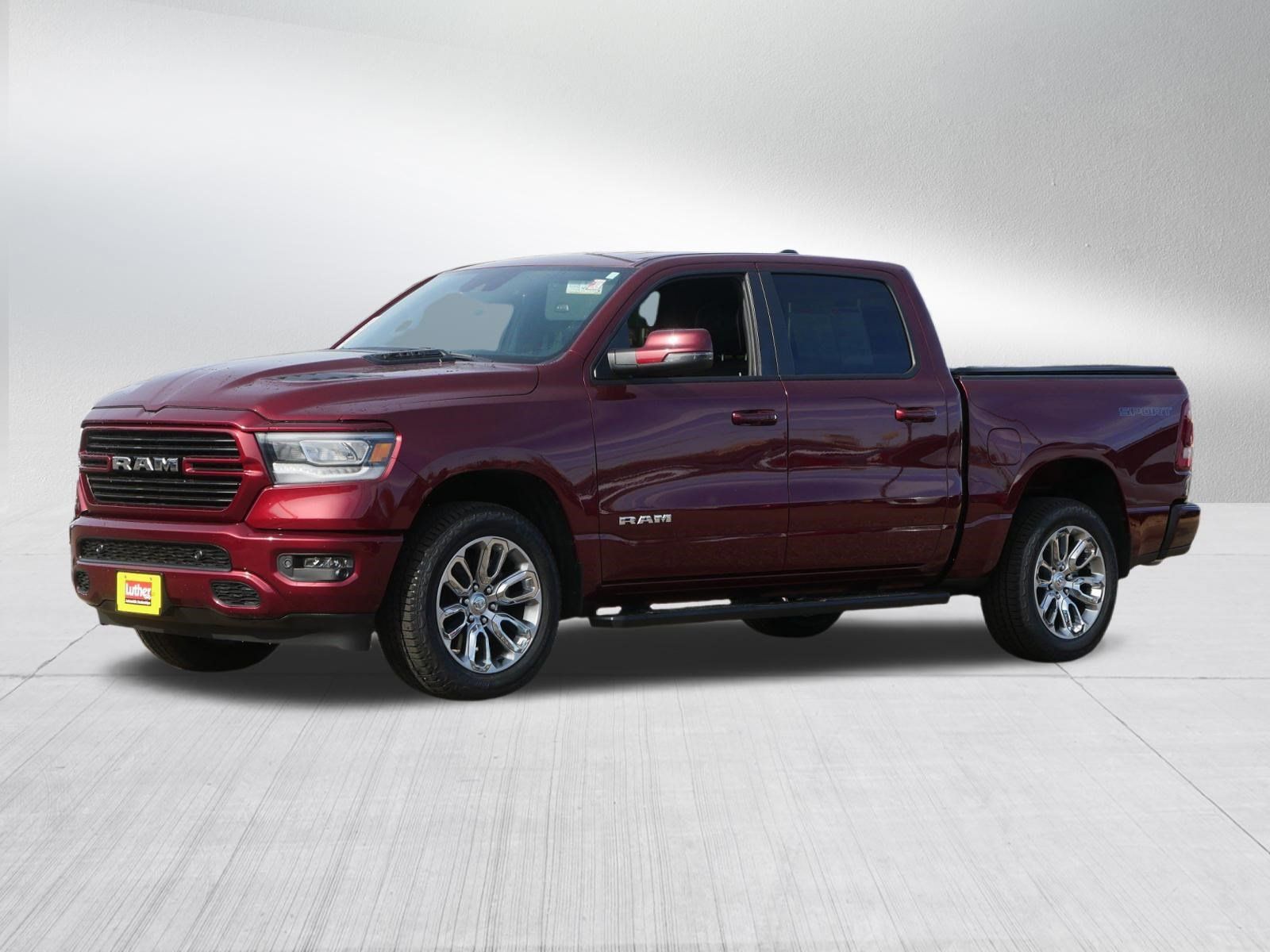 Used 2023 RAM 1500 Laramie AWD/4WD image 3