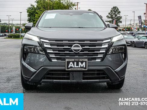 Used 2025 Nissan Rogue SV FWD image 10