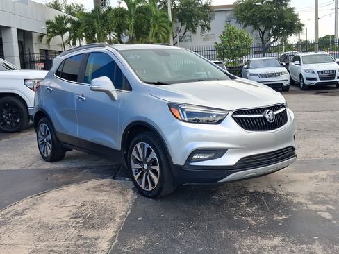 Used 2018 Buick Encore Essence AWD/4WD image 4
