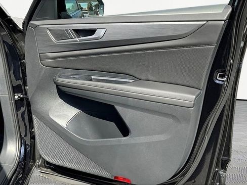 New 2026 Volkswagen Atlas Cross Sport SE image 27