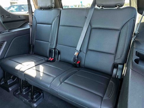 Used 2023 Chevrolet Tahoe LT w/ Luxury Package image 17
