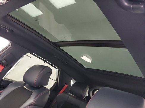 Used 2023 Genesis GV70 2.5T w/ Sport Prestige Package image 24