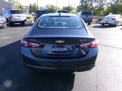 Used 2020 Chevrolet Malibu LT FWD image 4