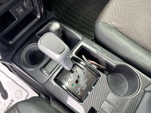 Used 2020 Toyota 4Runner TRD Off-Road image 23