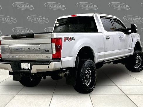 Used 2017 Ford F250 Platinum w/ FX4 Off-Road Package AWD/4WD image 7