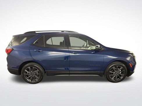 Used 2023 Chevrolet Equinox RS w/ RS Leather Package FWD image 5