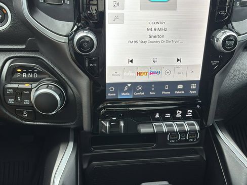 Used 2023 RAM 1500 Big Horn image 16