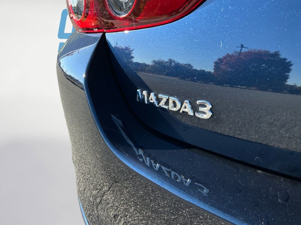 Used 2023 MAZDA MAZDA3 s FWD image 20