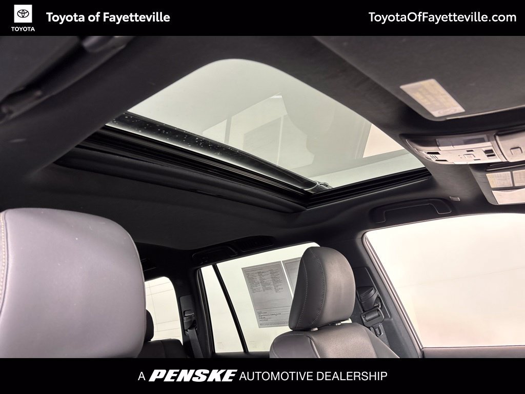 Used 2020 Lexus GX 460 Premium w/ Premium Package AWD/4WD image 3