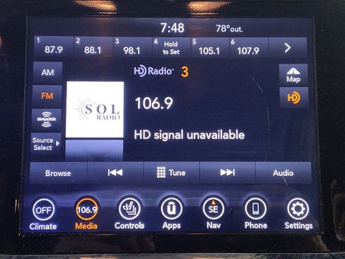 Used 2020 Jeep Grand Cherokee Altitude AWD/4WD image 25